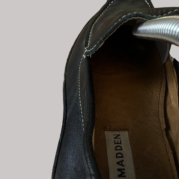 Steve Madden Men's Black Slip-On Loafers With Contrast Stitching Size 8.5 - Picture 9 of 16